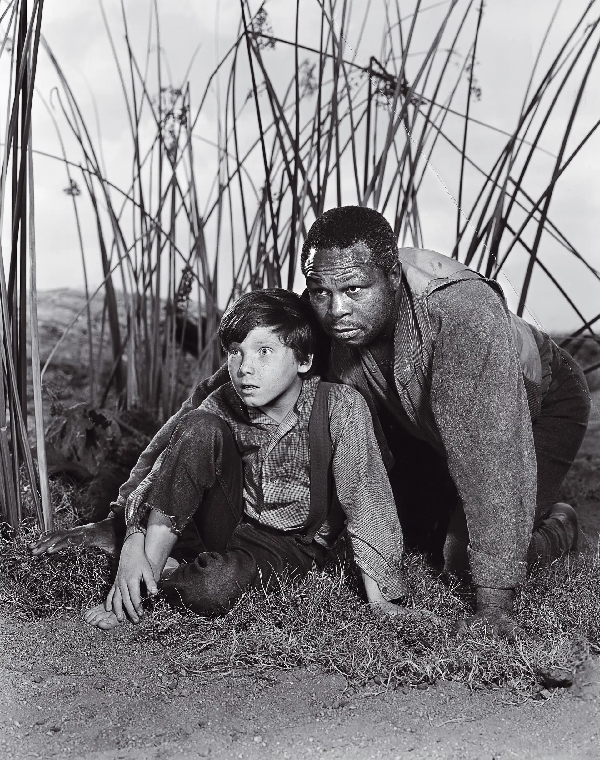 Huckleberry Finn (Eddie Hodges) e Jim (Archie Moore, antigo campeão de pugilismo) protagonizam o filme “As Aventuras de Huckleberry Finn”, realizado em 1960 por Michael Curtiz a partir da obra de Mark Twain, que é também o ponto de partida de Percival Everett para “James”, vencedor de um Pulitzer