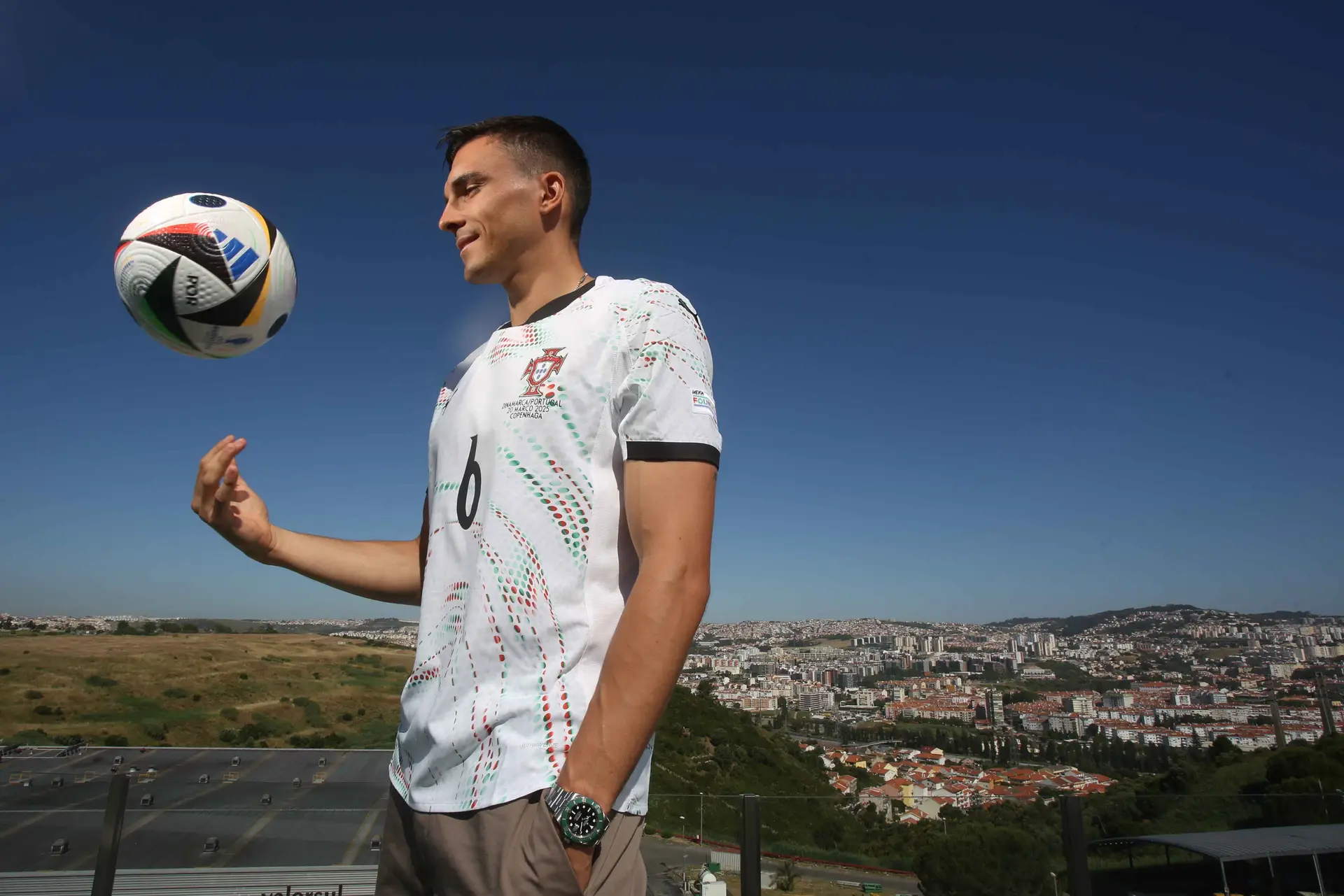 João Palhinha é um viciado: “Sempre que acaba um jogo tenho a mania de ir ver quantas recuperações de bola fiz. Tenho fome, dá-me prazer”