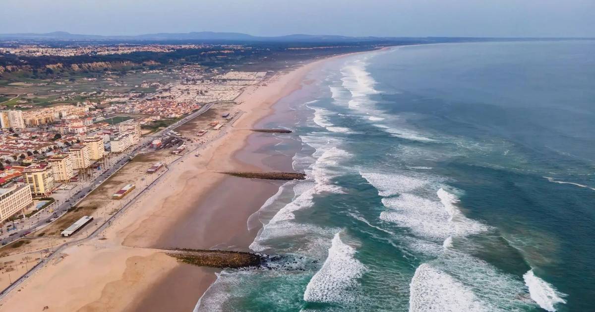 Costa da Caparica está sem água após roturas de “grandes dimensões”