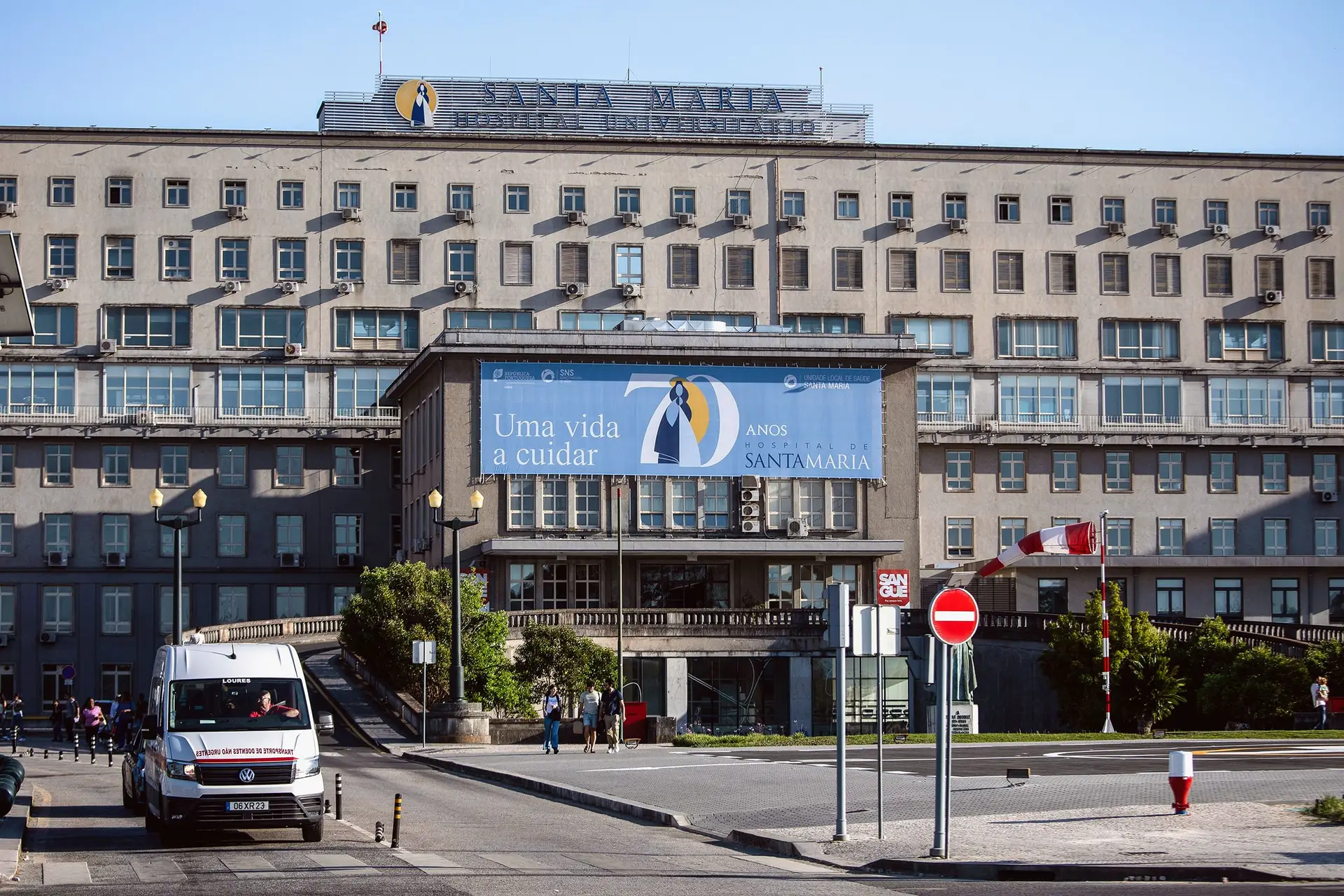 Diretor de dermatologia do Hospital de Santa Maria demite-se após polémica com cirurgias