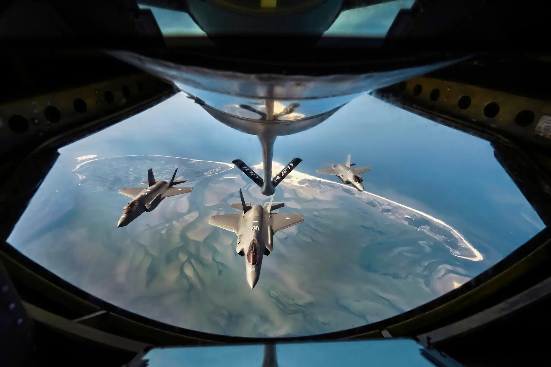 Gigantes da Defesa Lockheed Martin e Saab Gripen posicionam-se em Portugal