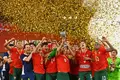 Governo sim, paz não e Portugal campeão