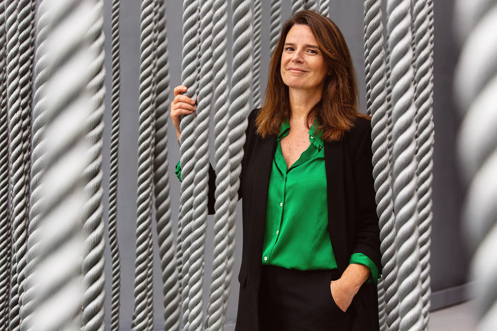 Entre os cabos que dão identidade ao pavilhão em Osaka, onde a comissária Joana Gomes Cardoso explicou ao Expresso que a dimensão afetiva que une Japão e Portugal facilitou o trabalho da equipa nacional, num país onde as normas são rígidas e em que até os pastéis de nata, um dos grandes sucessos da exposição, foram utilizados como instrumento diplomático