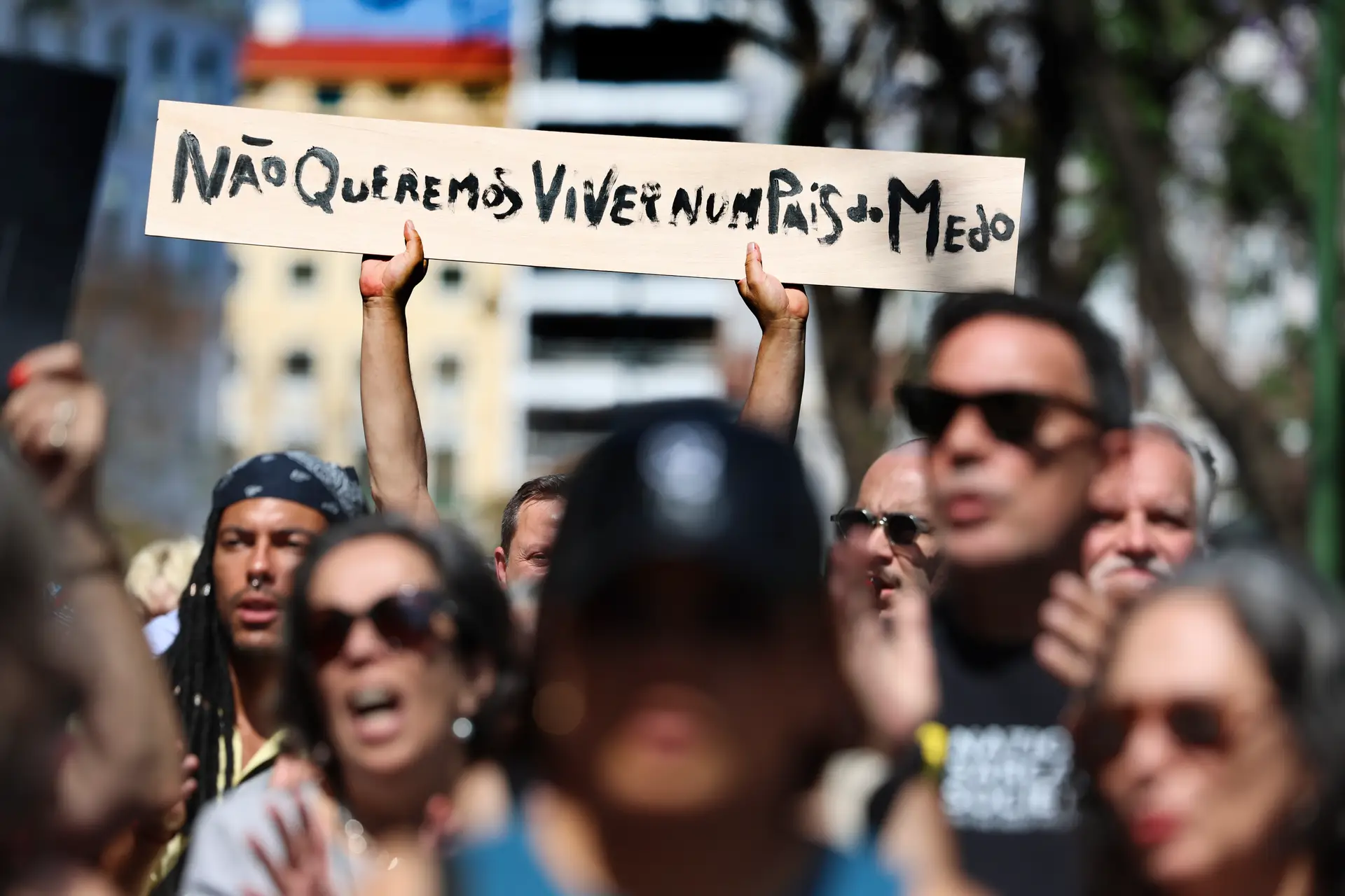 “Não queremos viver num país do medo." Centenas de pessoas juntam-se para condenar racismo e violência