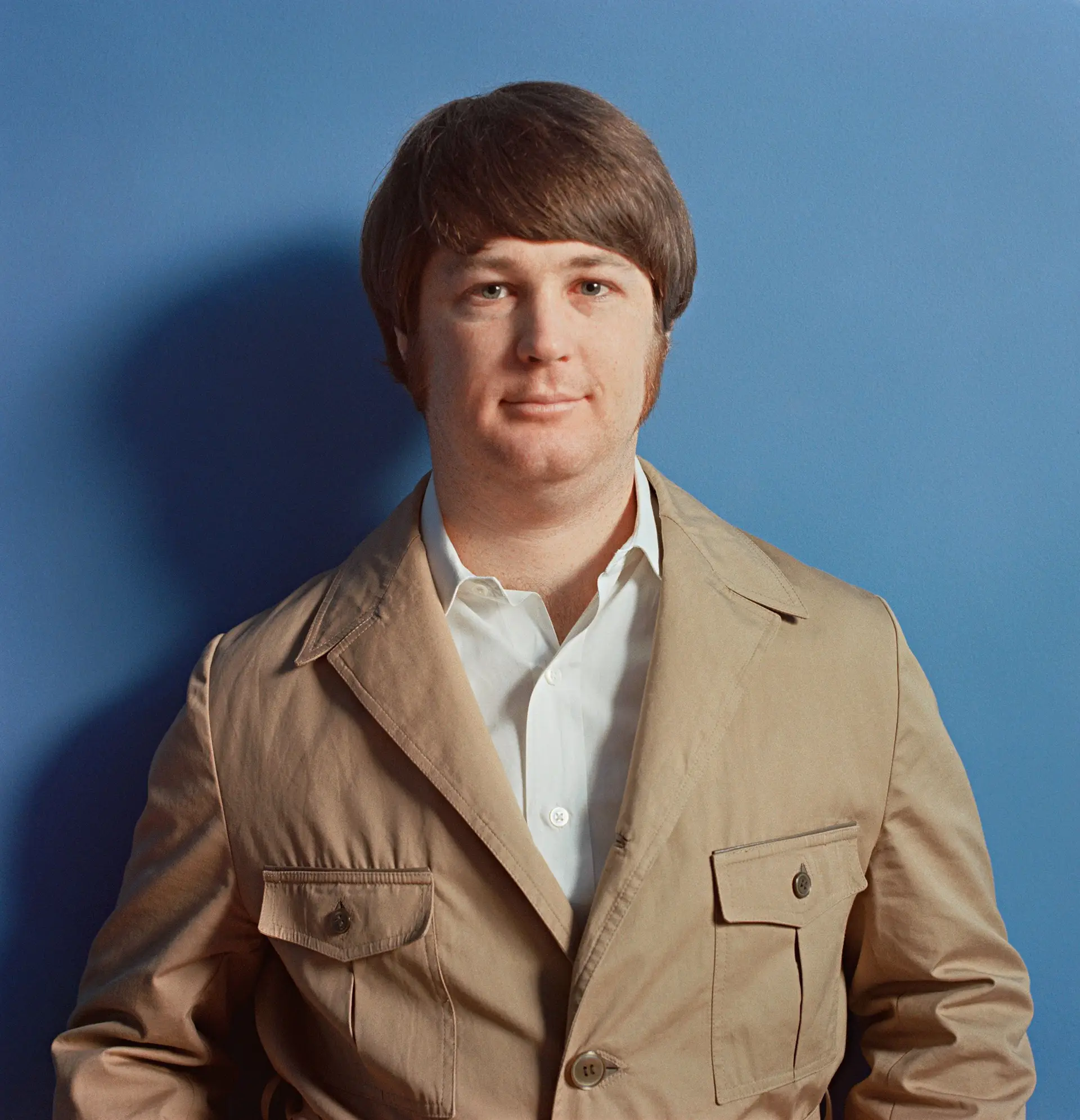 Brian Wilson não foi só o criador de uma banda sonora para dias de sol, foi o espelho partido da América