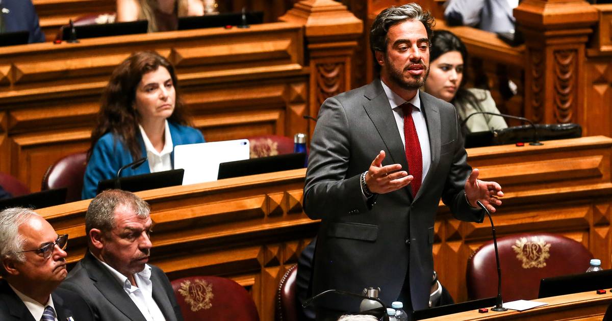 Mário Amorim Lopes é o novo líder parlamentar dos liberais