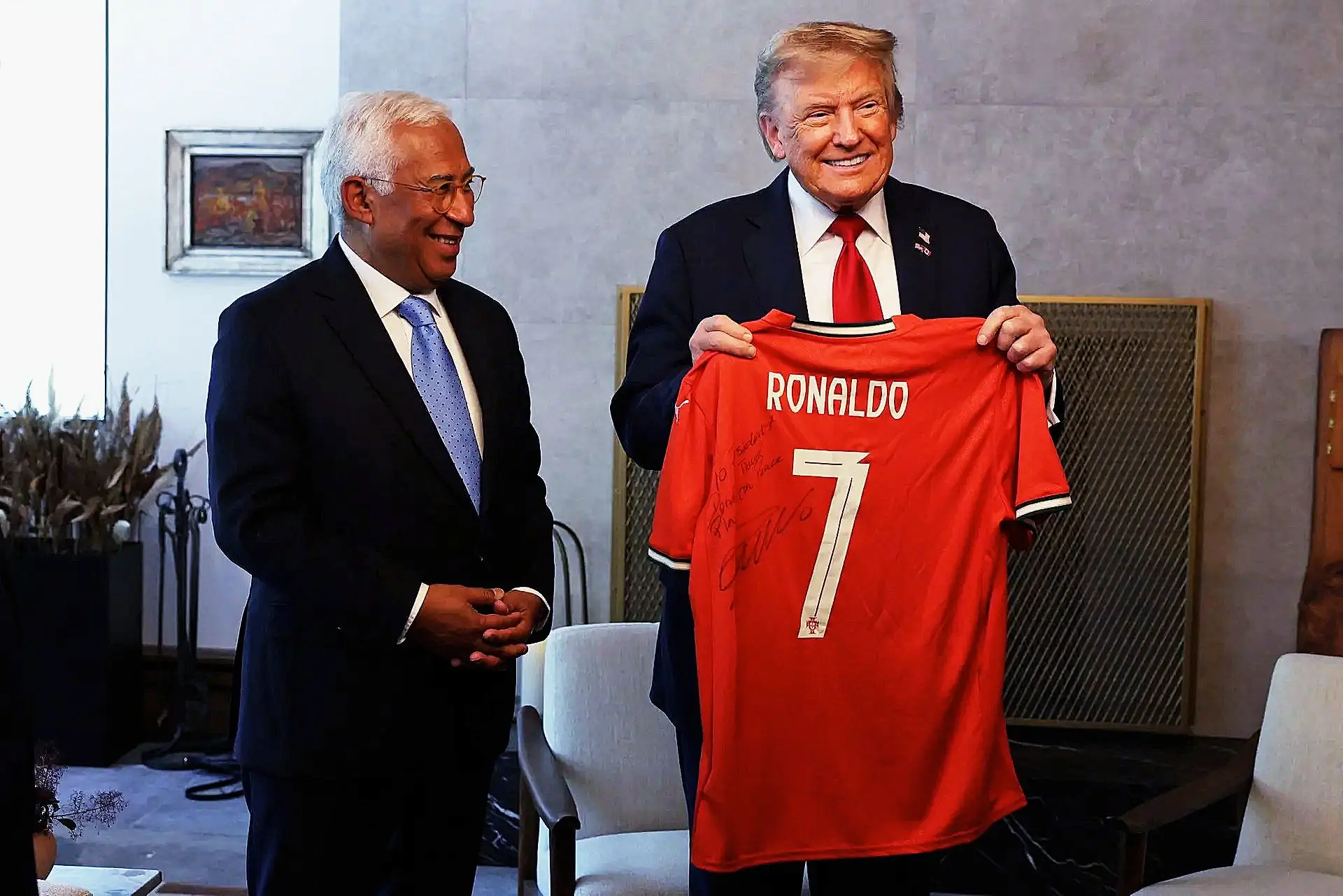 Equipa Costa-Trump (e CR7) pela paz no mundo