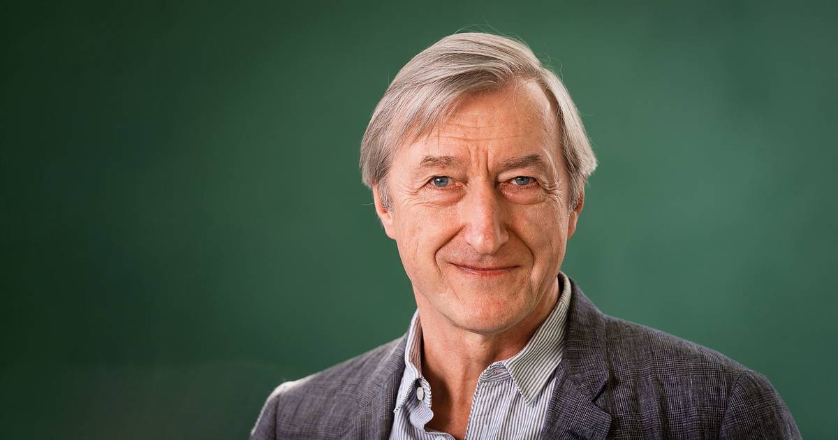 Julian Barnes distinguido com Prémio Princesa das 