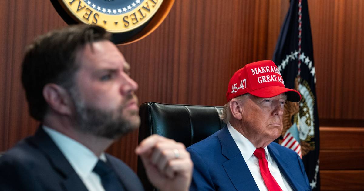 Sturm in der Künstlichen Intelligenz: Trump und JD Vance haben gesprochen und sagen nicht dasselbe