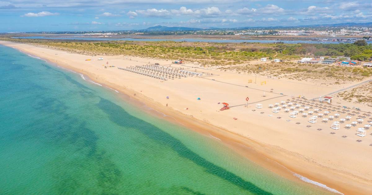 Ilhas, praias, lendas e património para descobrir em passeio por Tavira