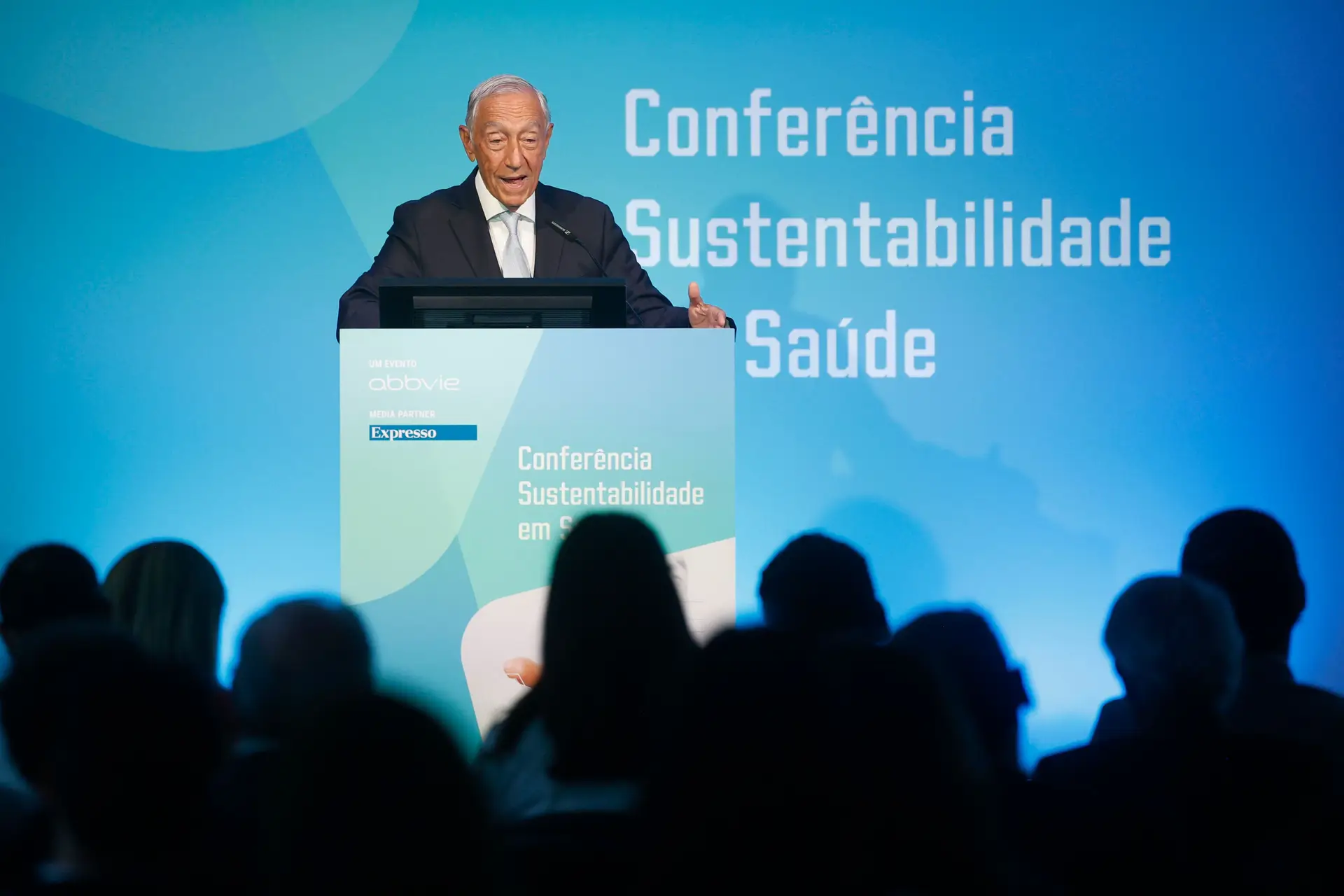 Marcelo vai “tentar saber o que se passou” com Montenegro e declarações de rendimentos