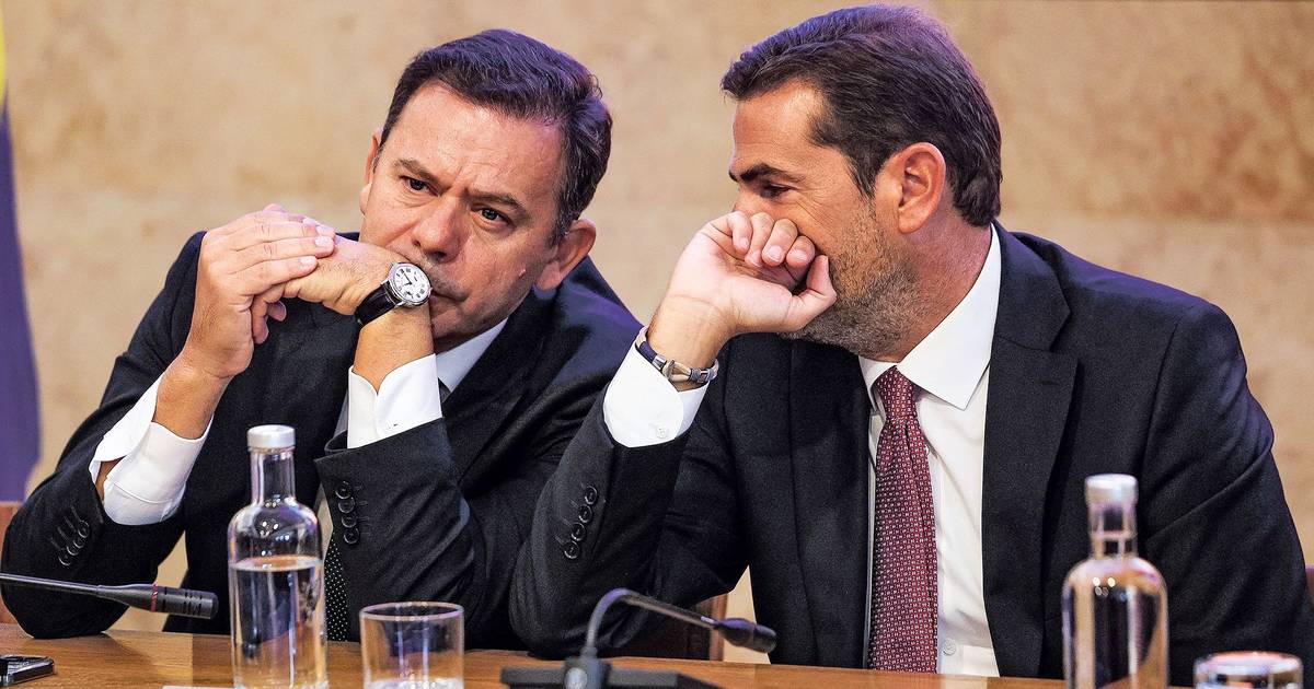 "Entrada sem regra" e "efeito chamada": PSD reage à crise em Ceuta com ataques às políticas de imigração de Sanchéz e do PS