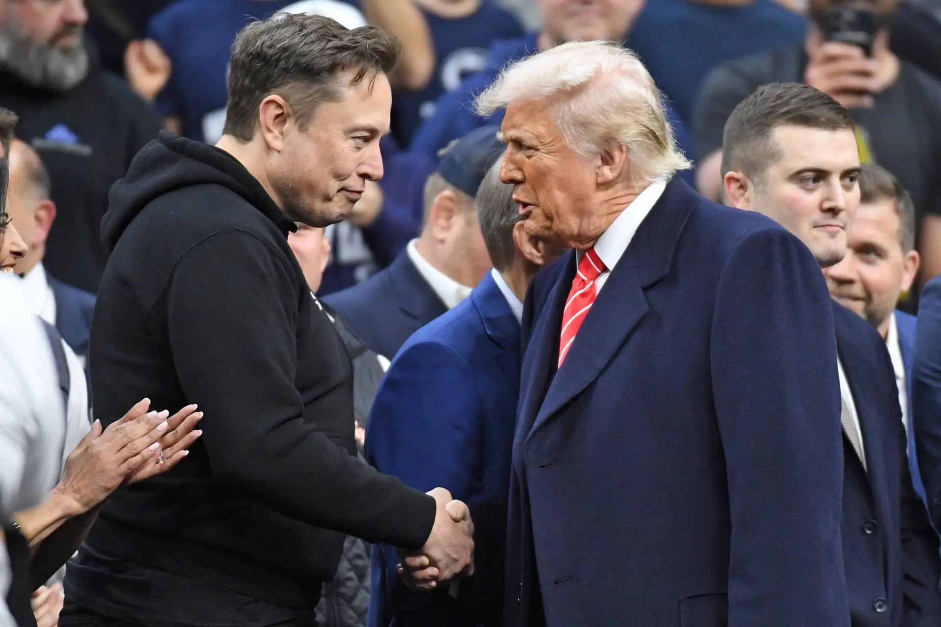 Os amigos que se tornaram desavindos: Elon Musk e Donald Trump