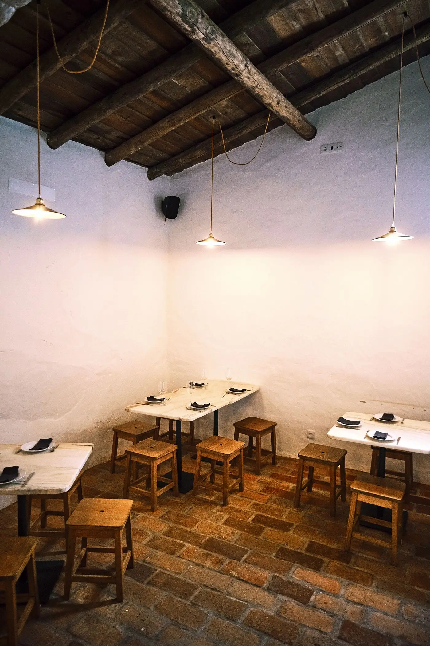Vila de Frades tem nova rede social: petiscos, vinho e cante à mesa da Taberna do Enteiriço