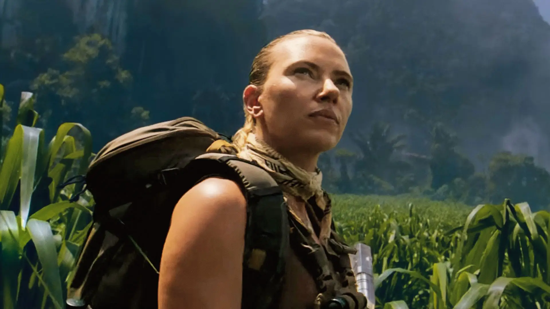 Scarlett Johansson é uma mulher de armas em “Mundo Jurássico — Renascimento”