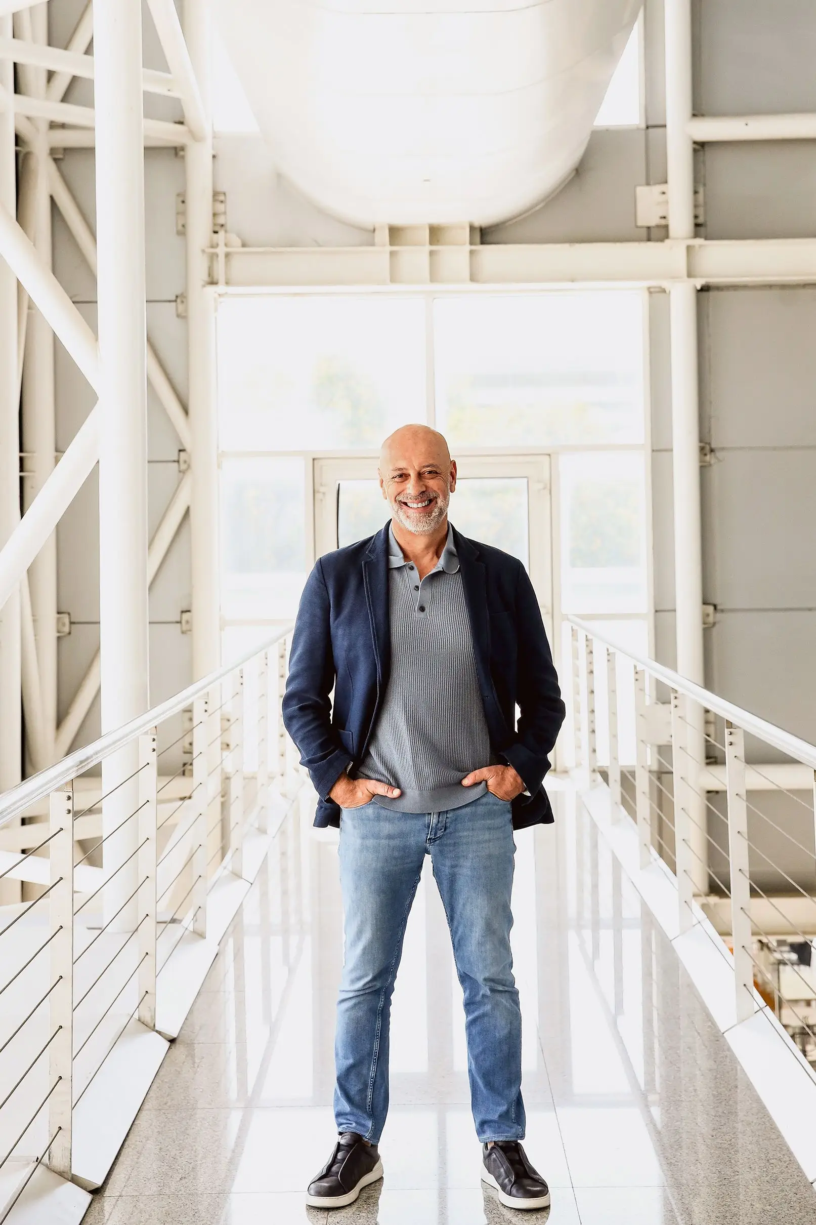 Antes de lançar a OutSystems, em 2001, Paulo Rosado criou uma empresa de infraestruturas de software que vendeu em 1999 e trabalhou na Oracle