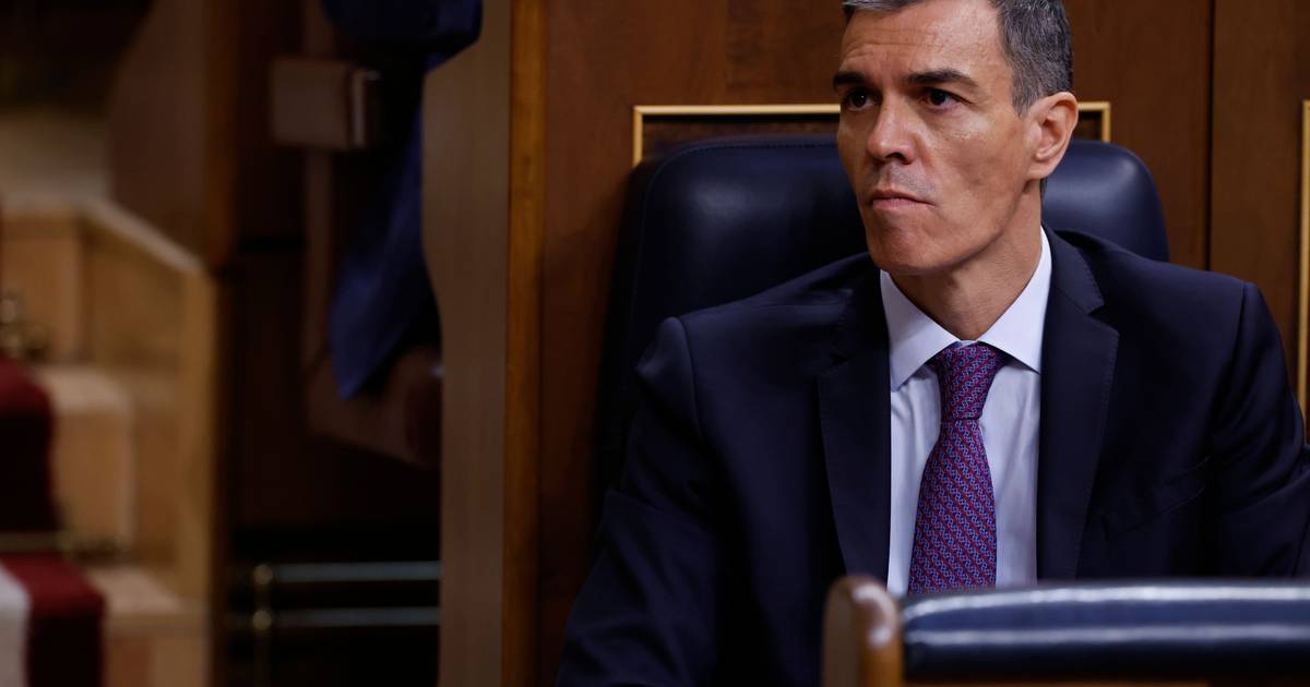 Sánchez alerta que reconstrução após incêndios poderá levar meses ou anos e defende pacto climático