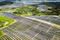 Instalação de painéis solares tem primeira queda em cinco anos