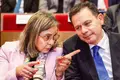Governo tenta blindar a ministra