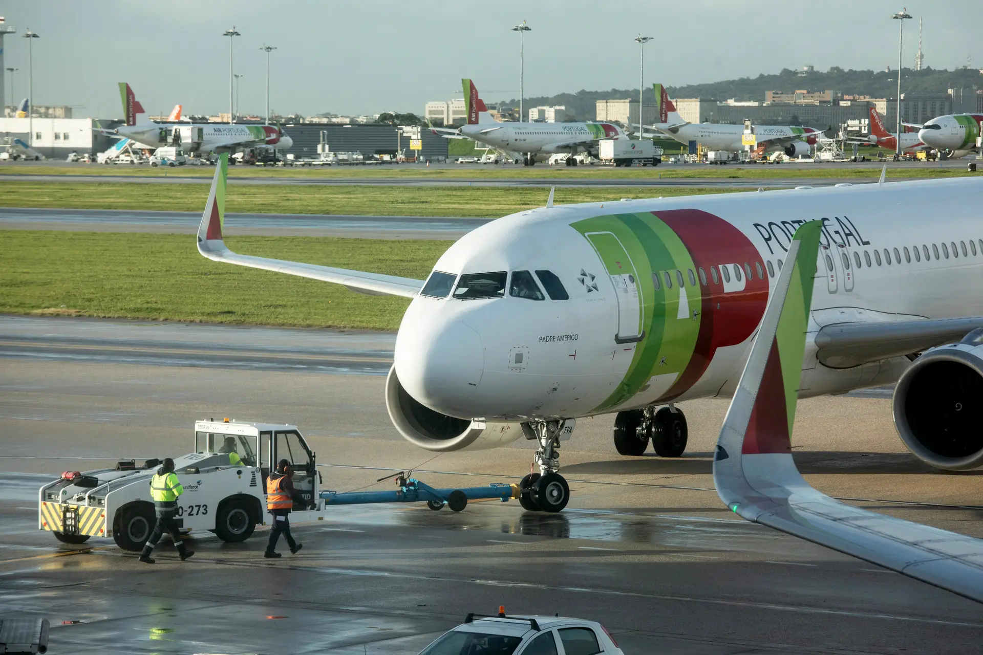 Que TAP irá o Governo privatizar? Com mais concorrência e o Brasil como trunfo, conheça os principais números da companhia aérea portuguesa