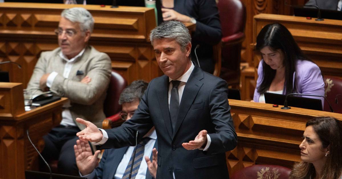 PS defende que educação sobre sexualidade “não é um acessório ideológico” e critica “retrocesso na promoção da saúde”