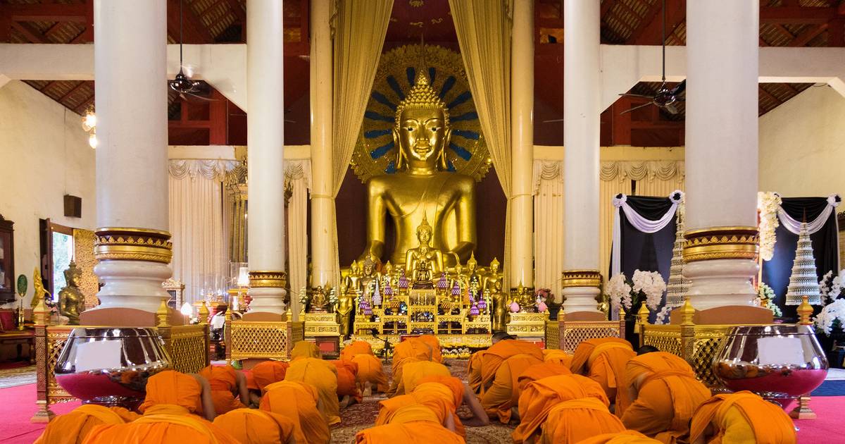 Escândalo sexual na Tailândia: mulher chantageia monges e recebe milhões da comunidade budista