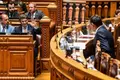 Via aberta para o OE, por agora é à direita