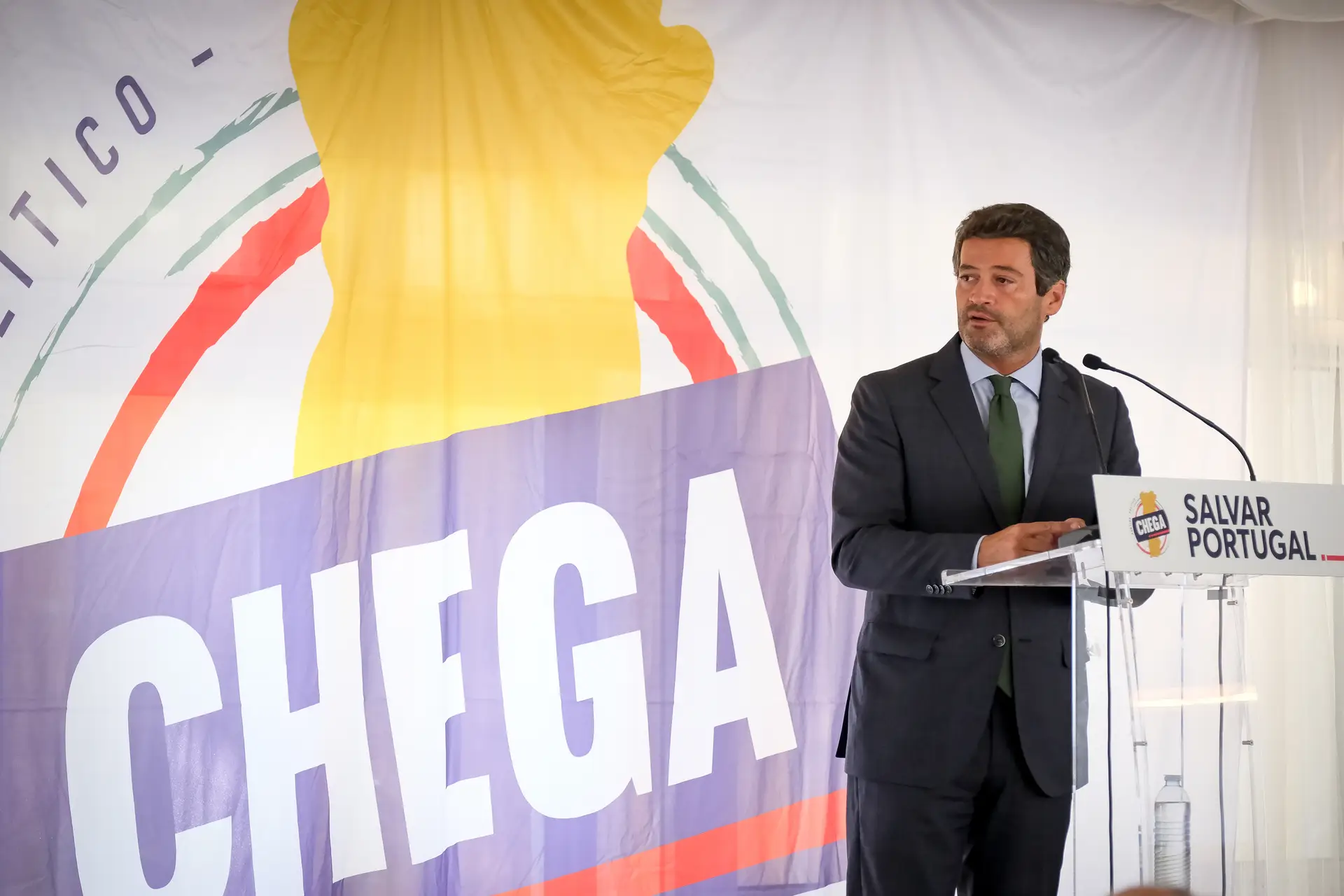 Liderança de André Ventura é criticada por militantes do Chega