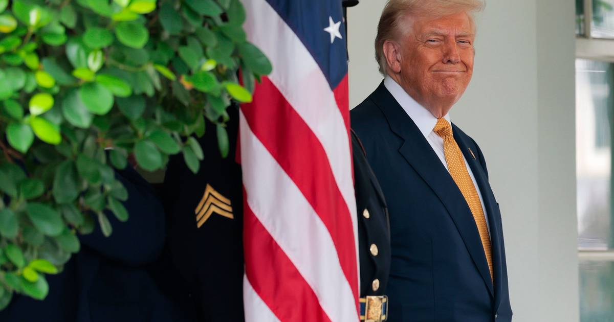 EUA impõem nova taxa de 213 euros sobre vistos de entrada