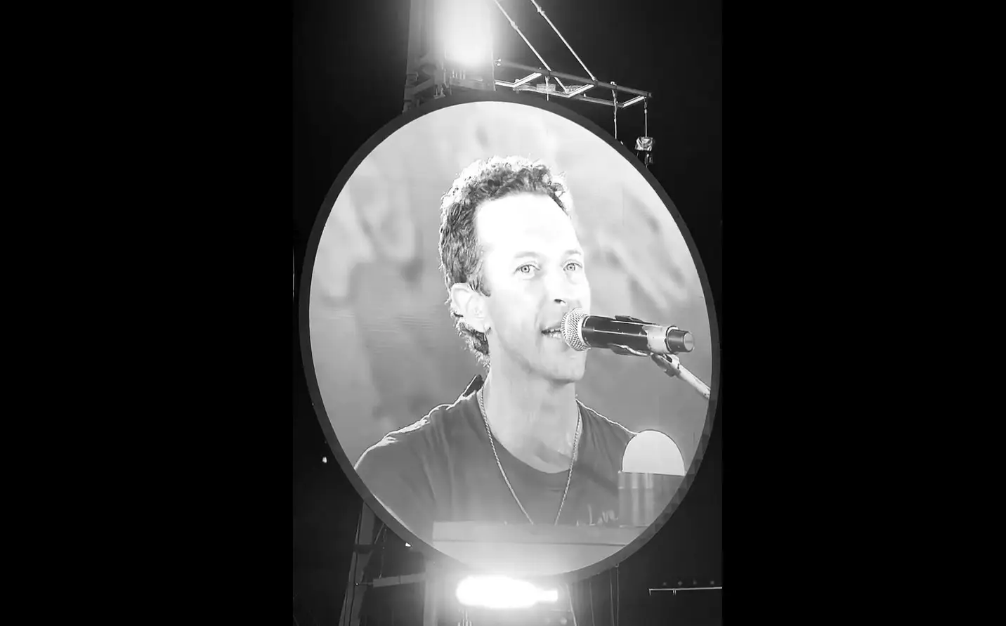 Coldplay homenageiam Ozzy Osbourne com versão de ‘Changes’: veja aqui