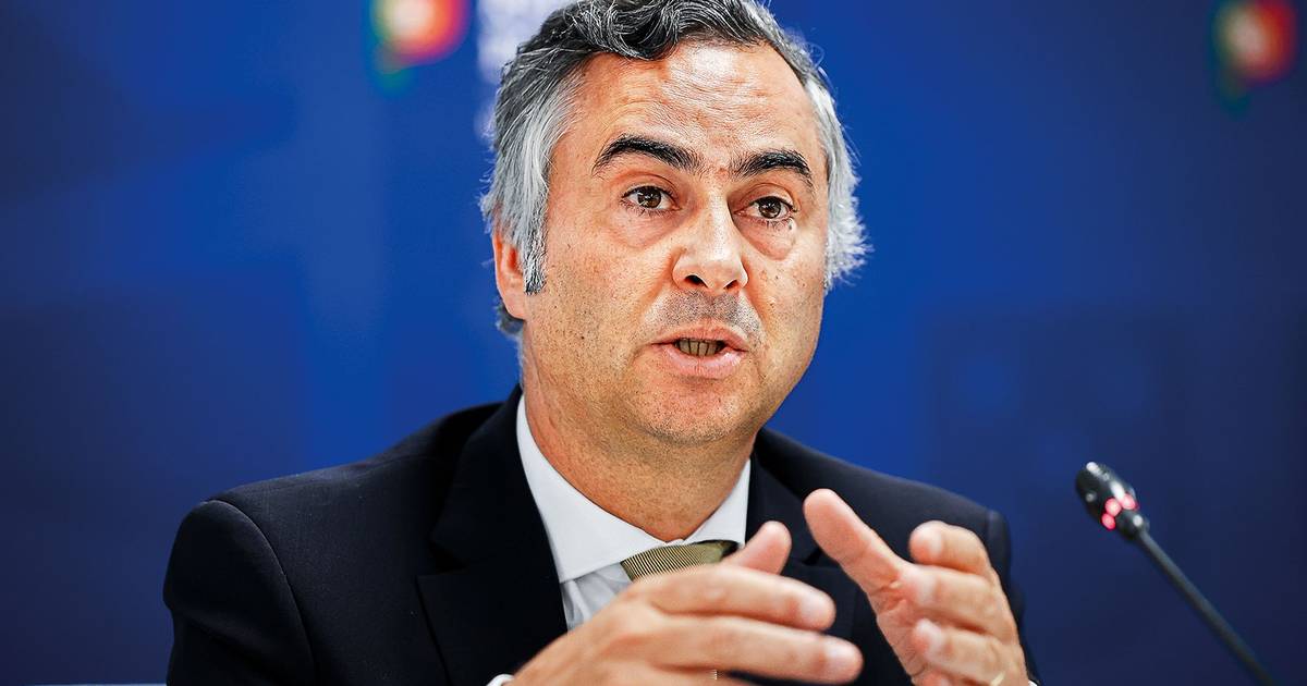 Governo abre concurso extraordinário com 1800 vagas para professores: ainda há “cerca de três mil horários por preencher”