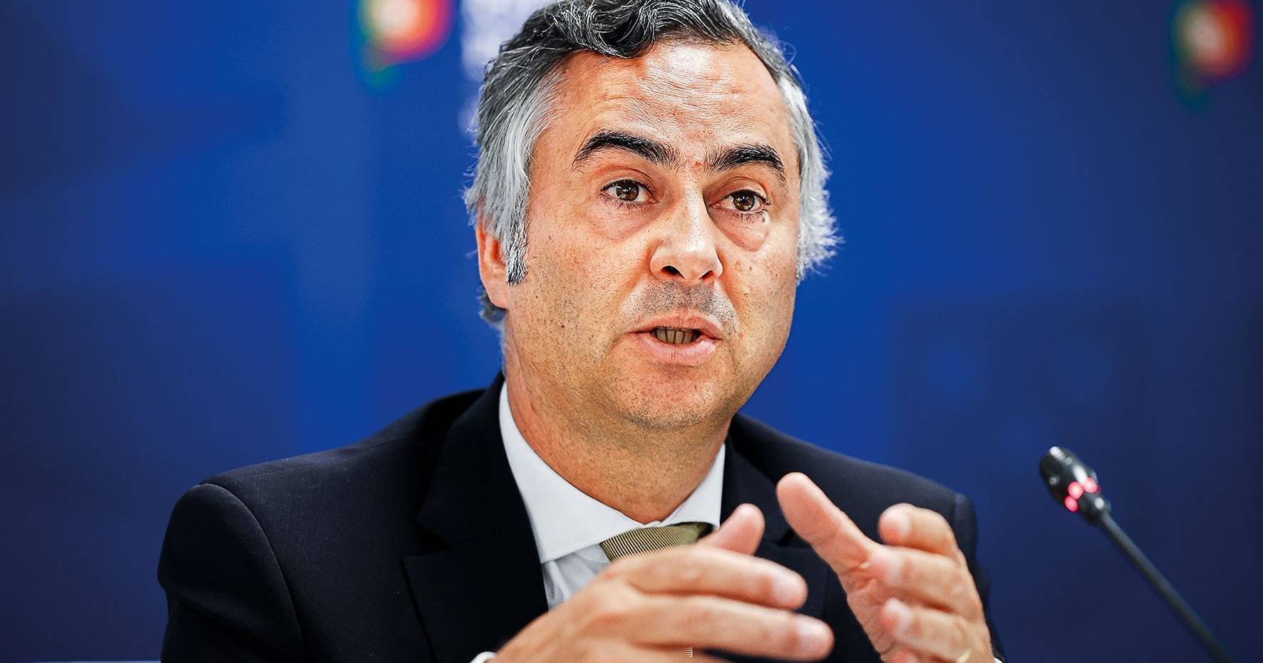 Portugal Faces Teacher Shortage: Government Opens Extraordinary Recruitment with 1800 Positions to Fill 3000 Vacancies