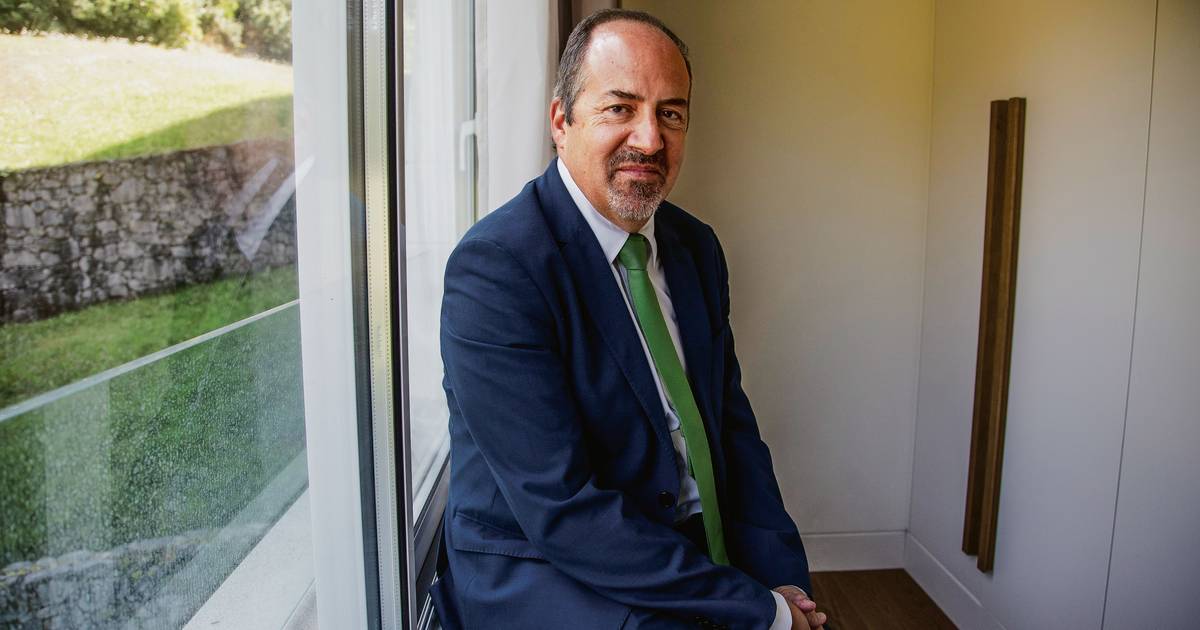 Mário Centeno foi substituído no Banco de Portugal, mas ainda fica dois meses