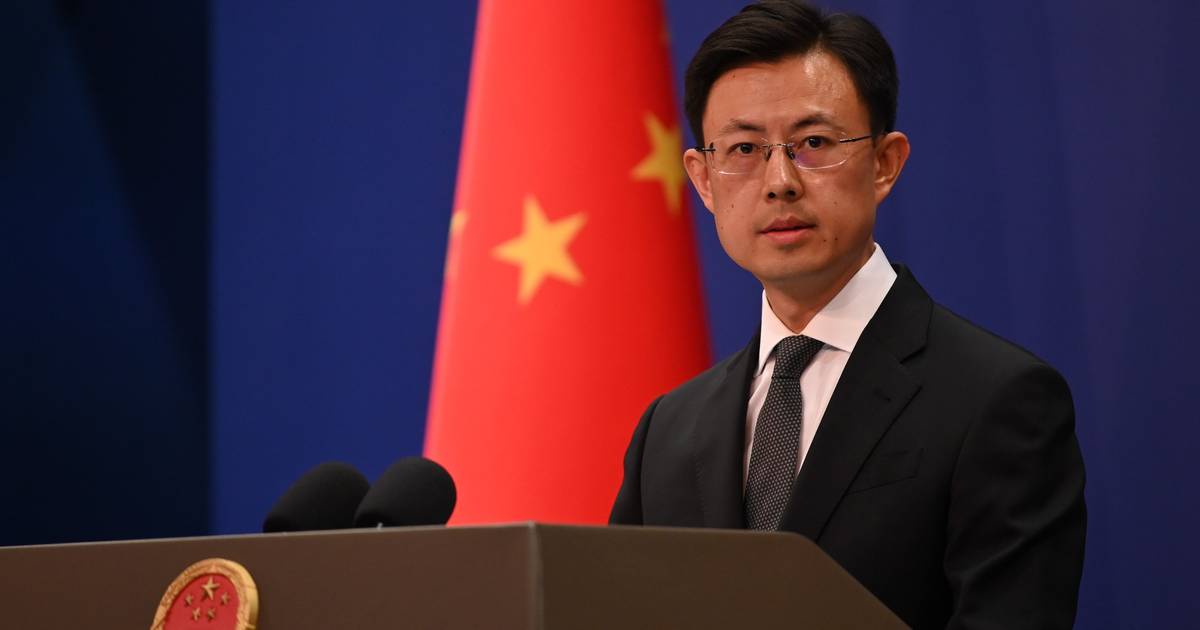 China sai em defesa de Cuba e exige que EUA parem com 