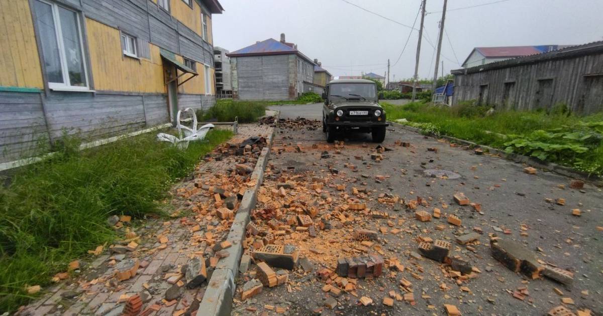 Močan potres v Rusiji sprožil opozorilo pred cunamijem po Tihem oceanu