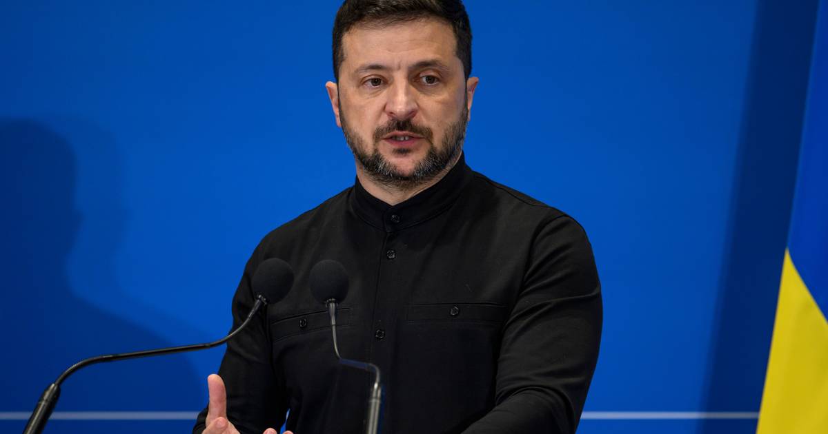Zelensky pede cessar-fogo para viabilizar cimeira de paz com Putin