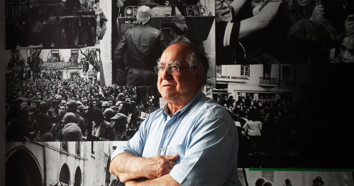 Vasco Lourenço critica comissão de "fachada" do 25 de Novembro e recusa participar em homenagens