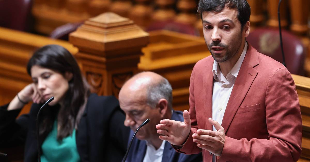 Crise na habitação: Livre pede levantamento de situações de risco