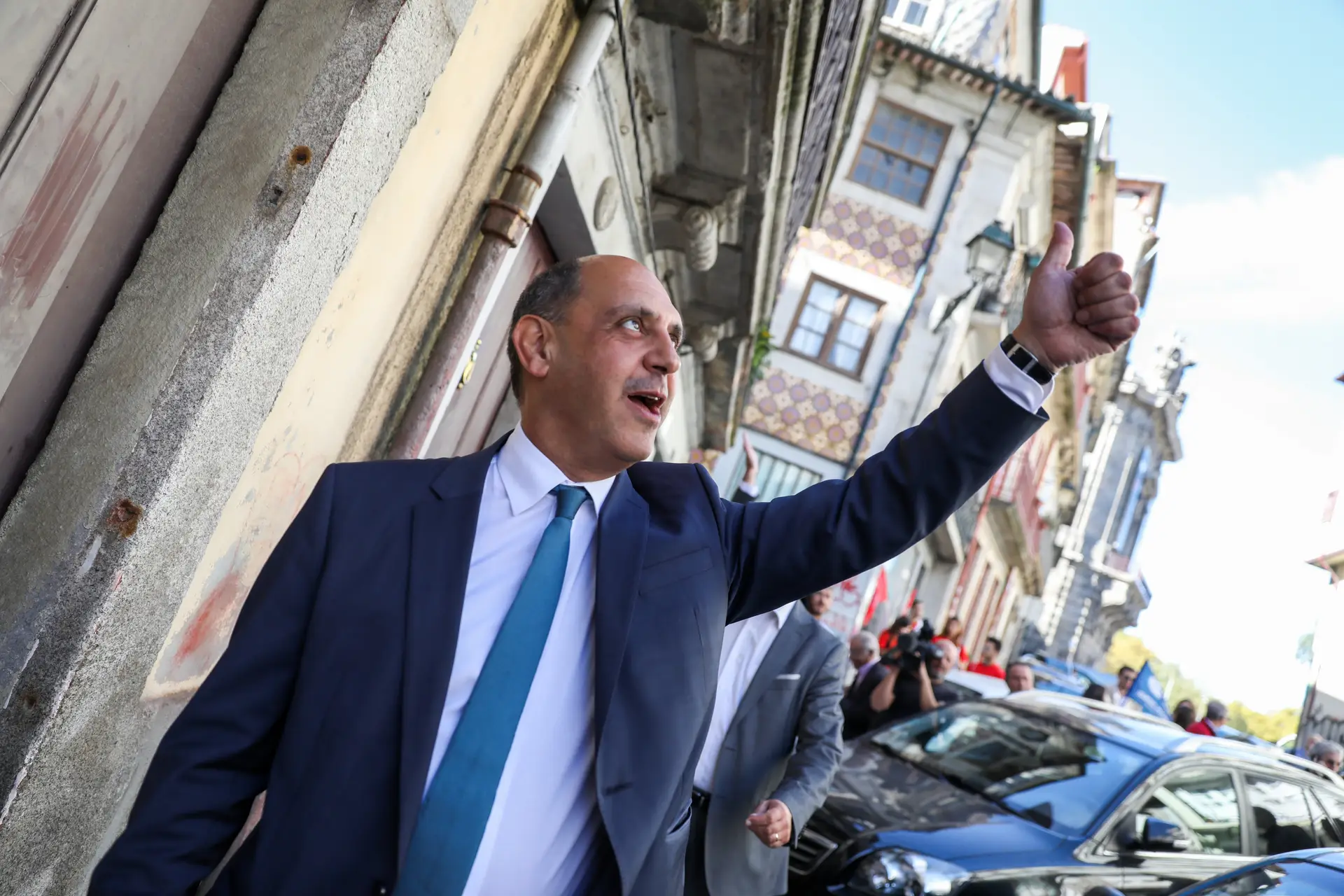 Números dois aquecem luta autárquica no Porto: Pedro Duarte vai buscar mulher independente