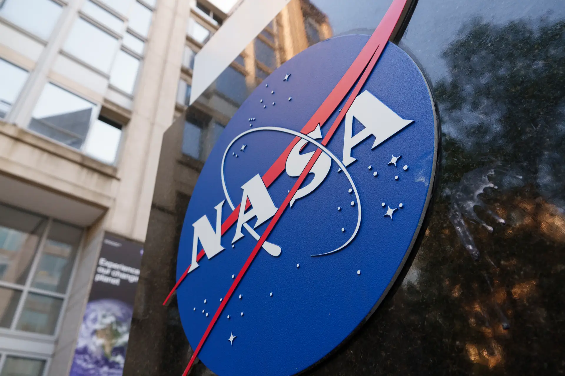 Administração Nacional da Aeronáutica e Espaço, NASA