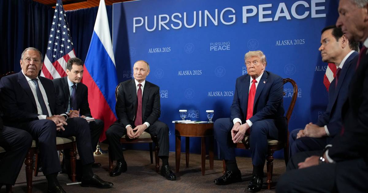 Casa Branca descarta encontro entre Trump e Putin “para já”