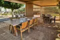 O jardim com um bistrot