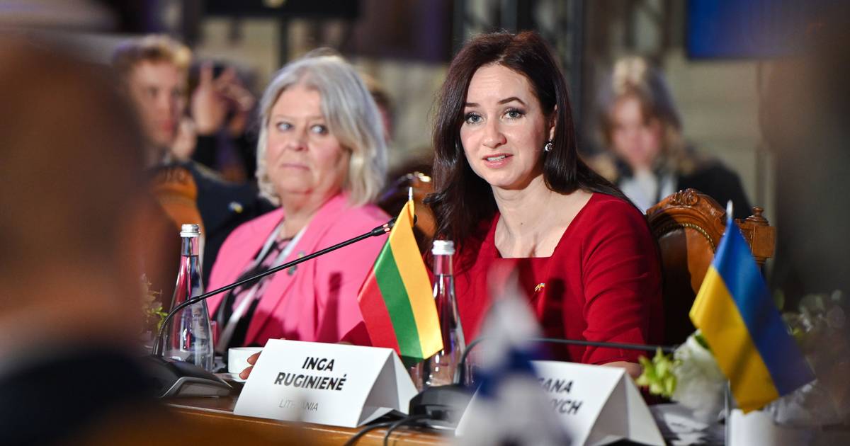 Lituânia tem nova primeira-ministra: social-democrata Inga Ruginiene conta com o apoio dos partido populista Amanhecer sobre o Niemen