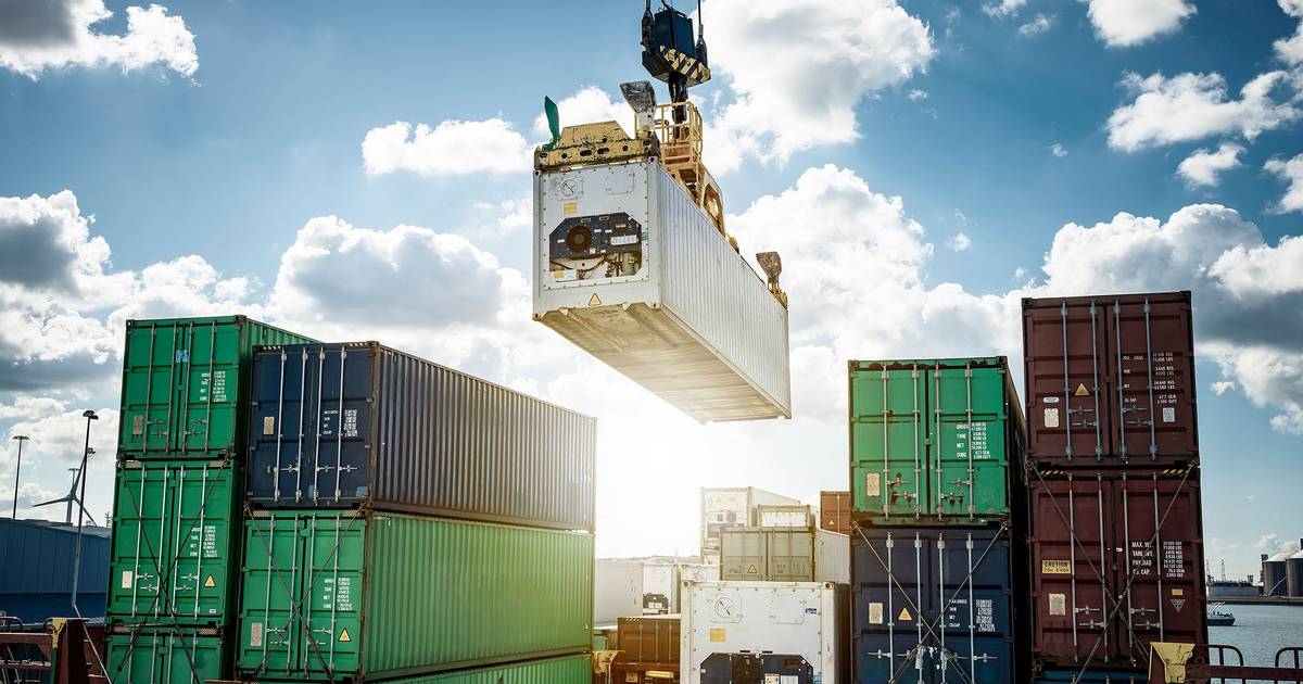 Com exportações a perder gás, Portugal fecha 2025 com agravamento do défice comercial