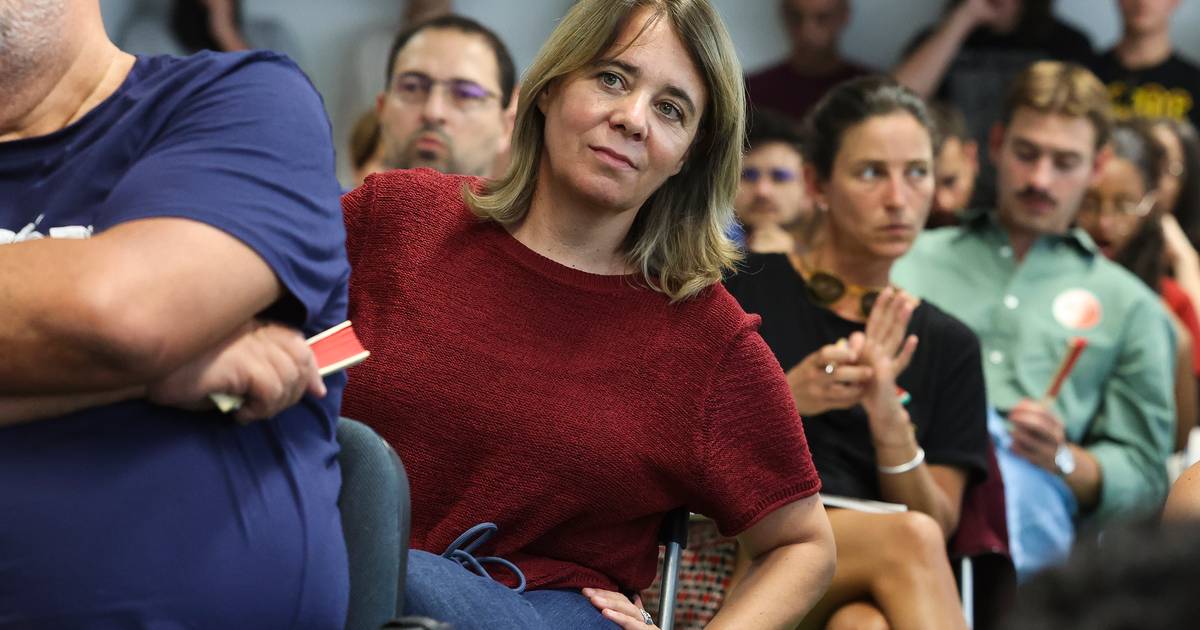 "Estou como sou": Catarina Martins lembra experiência da geringonça para se apresentar como candidata a Belém