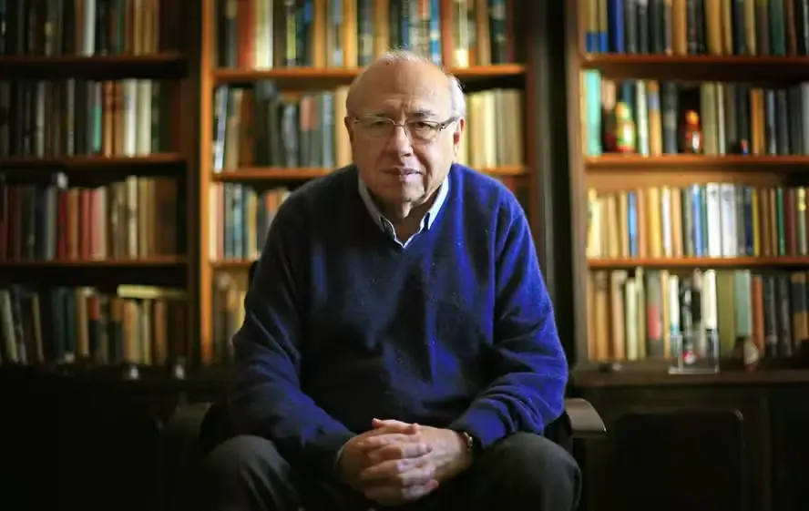 O escritor Luis Fernando Veríssimo encontrava-se internado em estado grave