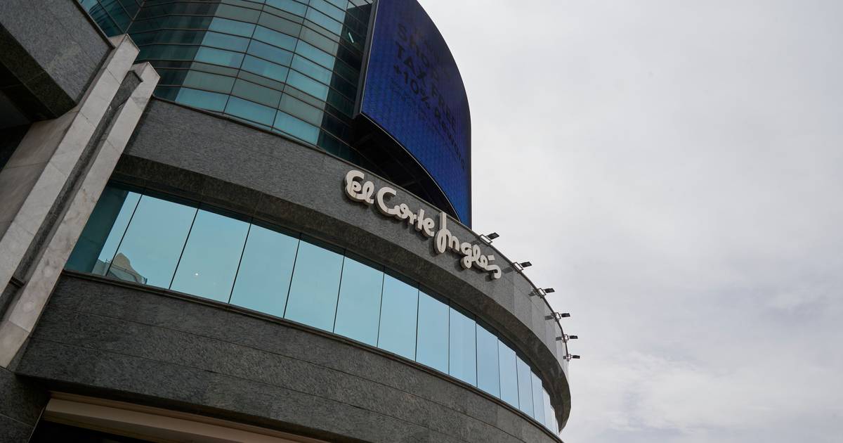 Novas normas em Lisboa para painéis digitais protegem residentes e reduzem poluição luminosa