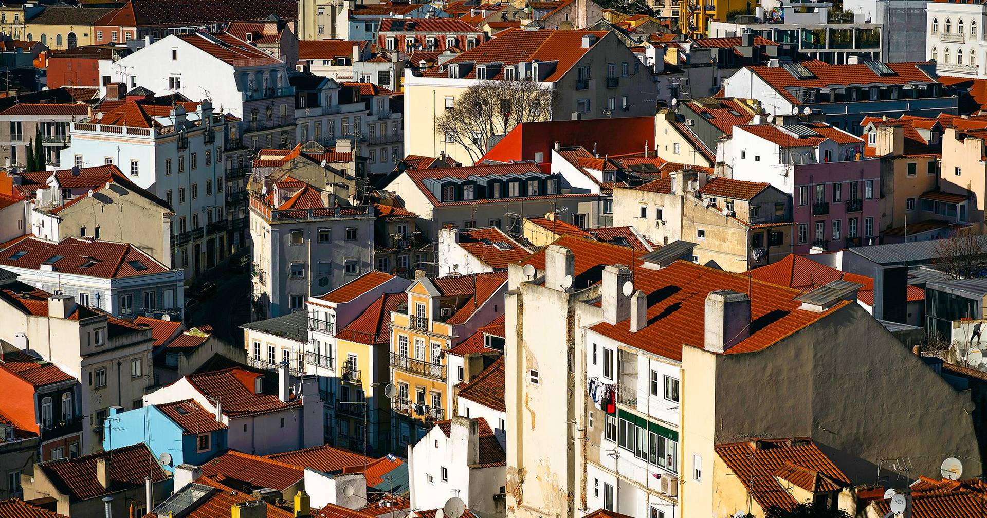 Featured image for article: Portugal's Chronic Housing Underinvestment: Report Reveals Just 2% Public Housing