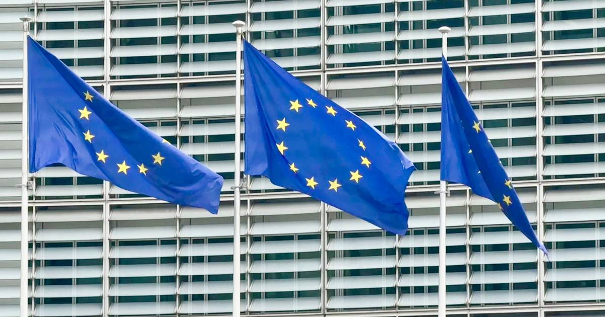 Bruxelas exige transição pacífica na Venezuela com participação da oposição