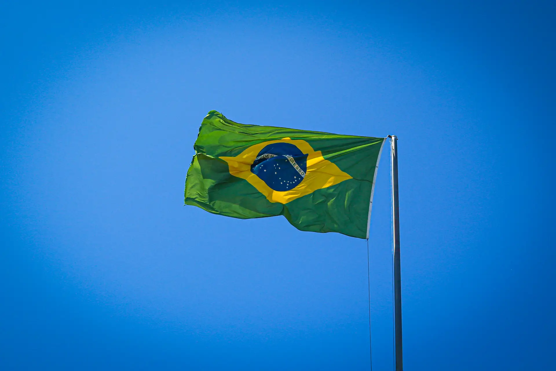 PJ deteve homem que incitava à morte contra imigrantes brasileiros nas redes sociais